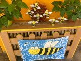 Včeličky a čmeláčci ve Žluté kytičce